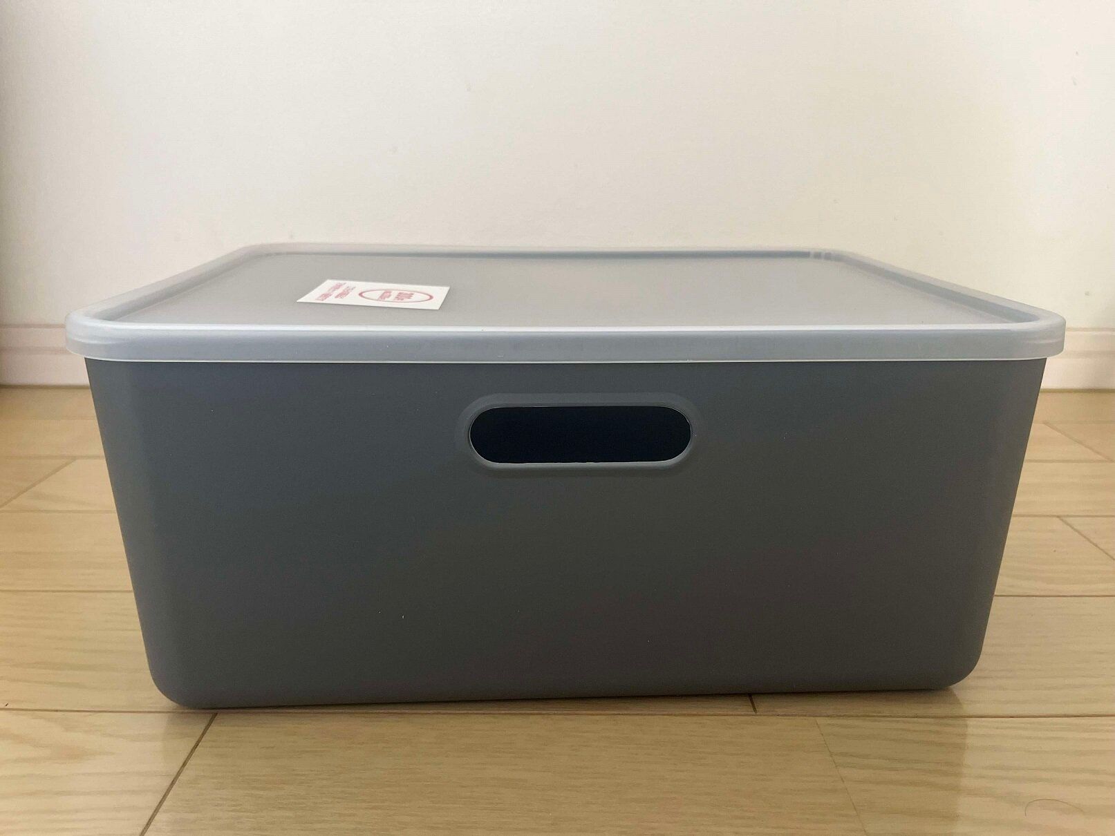 マットなグレーもいい！ダイソーのフタ付きソフトバスケット「R30ボックス」「R35ボックス」シリーズに注目