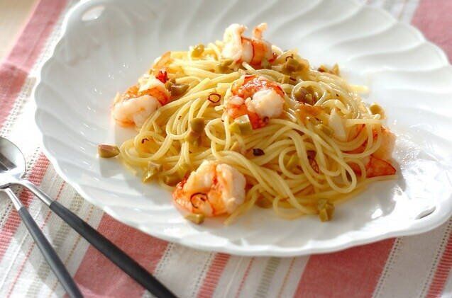 エビとオリーブのパスタ