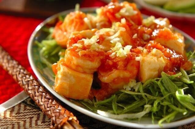 豆腐入りエビチリ