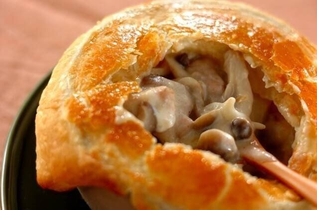 エリンギ入りキノコたっぷりポットパイ