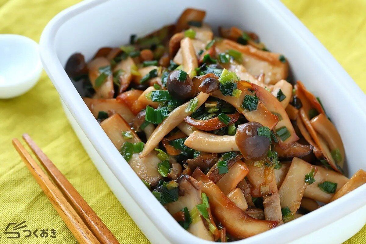 エリンギ入りきのこのねぎ塩炒め