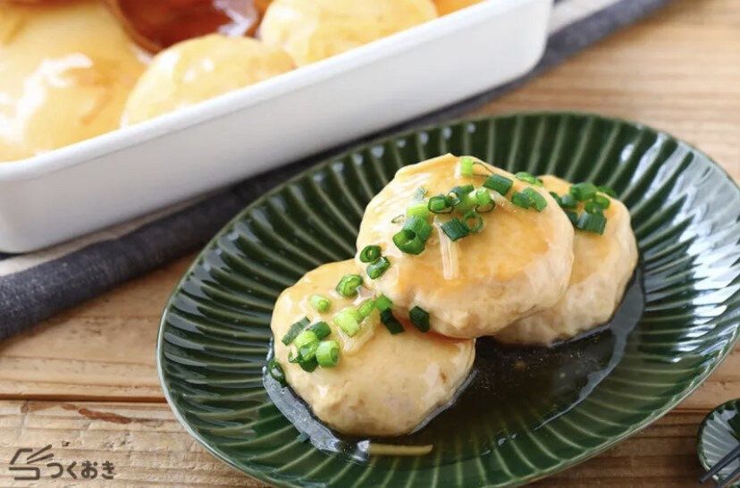 豆腐と鶏肉のふんわりハンバーグ