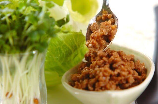 豚ひき肉 節約しながら美味しい みそレタス巻き