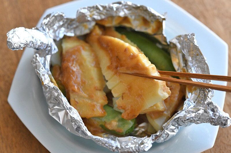 たけのことスナップえんどうの味噌マヨホイル焼きのレシピ/作り方