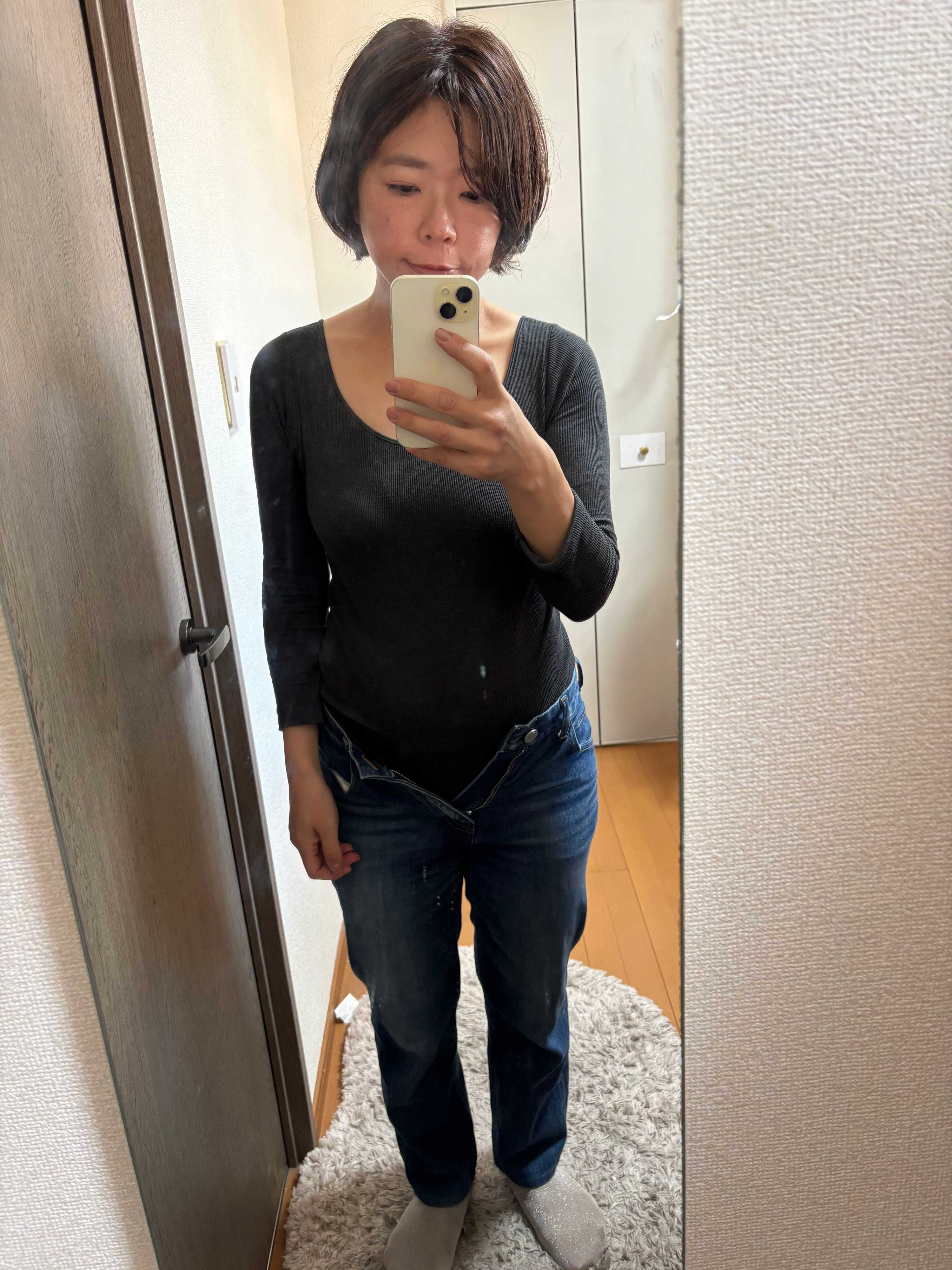 デニムが入っていない女性