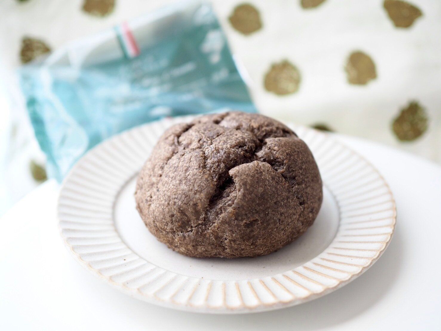 シャトレーゼ「ダブルシュークリーム ティラミス」商品写真