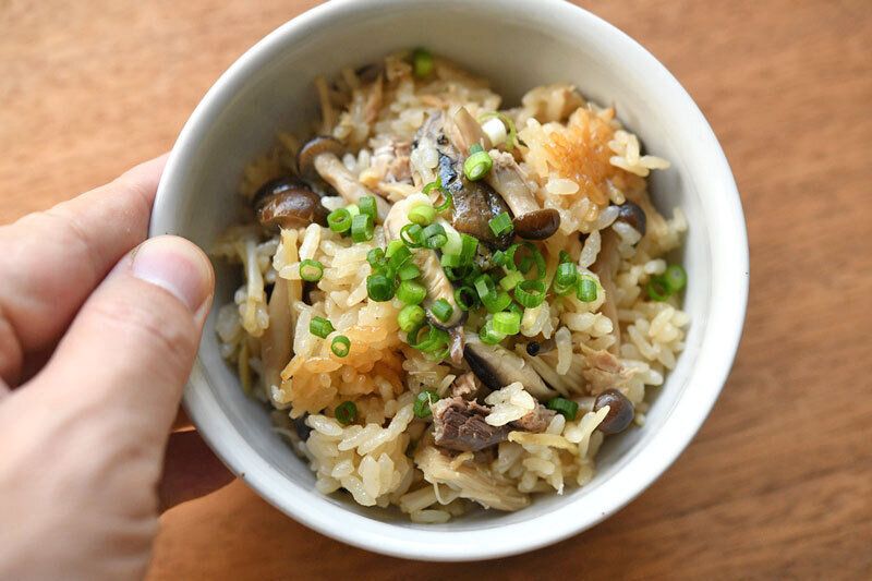 さば缶ときのこの生姜たっぷり炊き込みご飯