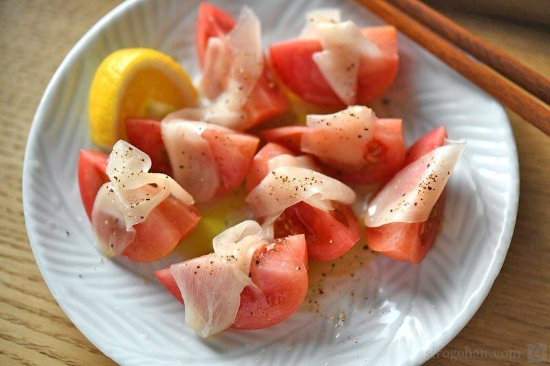 トマトとガリのサラダ