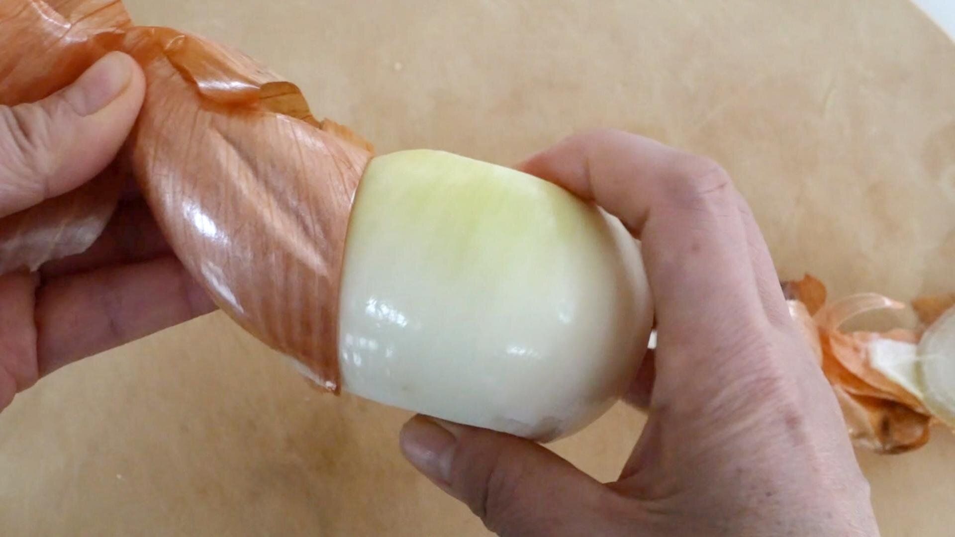 玉ねぎの皮むき