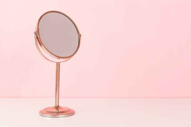 大人メイクにはワントーン韓国メイクを取り入れて！オススメ韓国コスメ