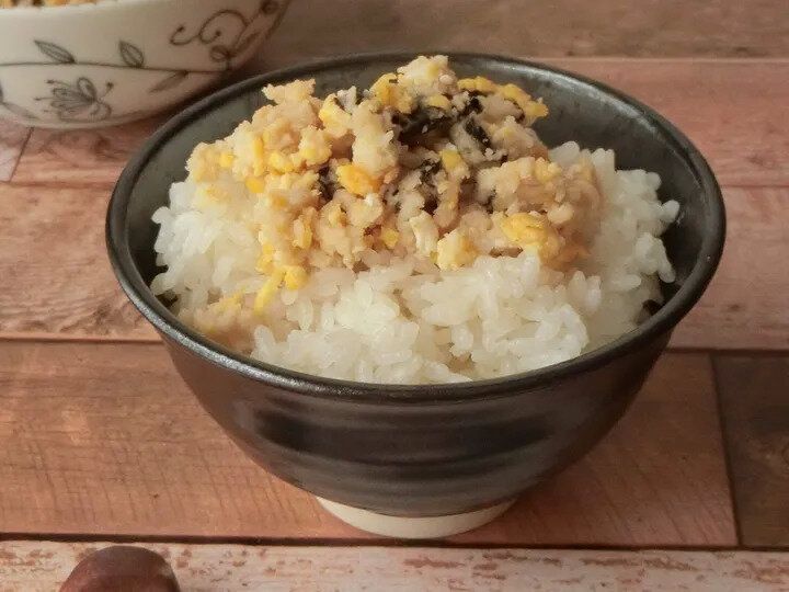 卵とはんぺんのふりかけ