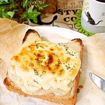 シチューリメイク♪バジル香る簡単クロックムッシュ風