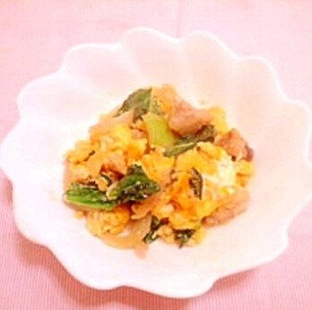 シチューリメイク♪小松菜の炒り卵炒め