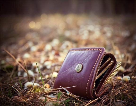 【夢占い】万引きの夢の意味とは？状況、登場人物などシチュエーション別に解説！