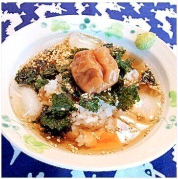 冷やし麦茶漬け