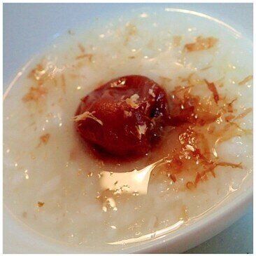 レンジで　生姜入り　梅おかか雑炊♬