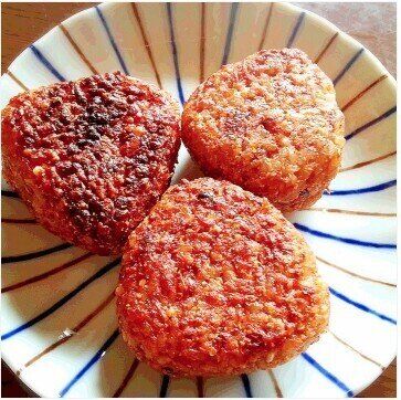 香ばしい♪ 焼きおにぎり☆　冷凍ご飯でも！