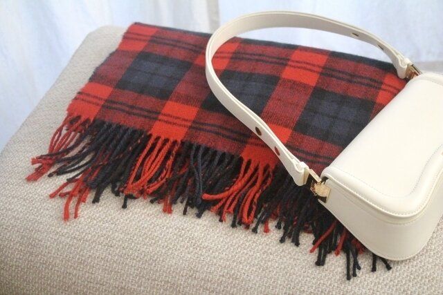 カバン・マフラー