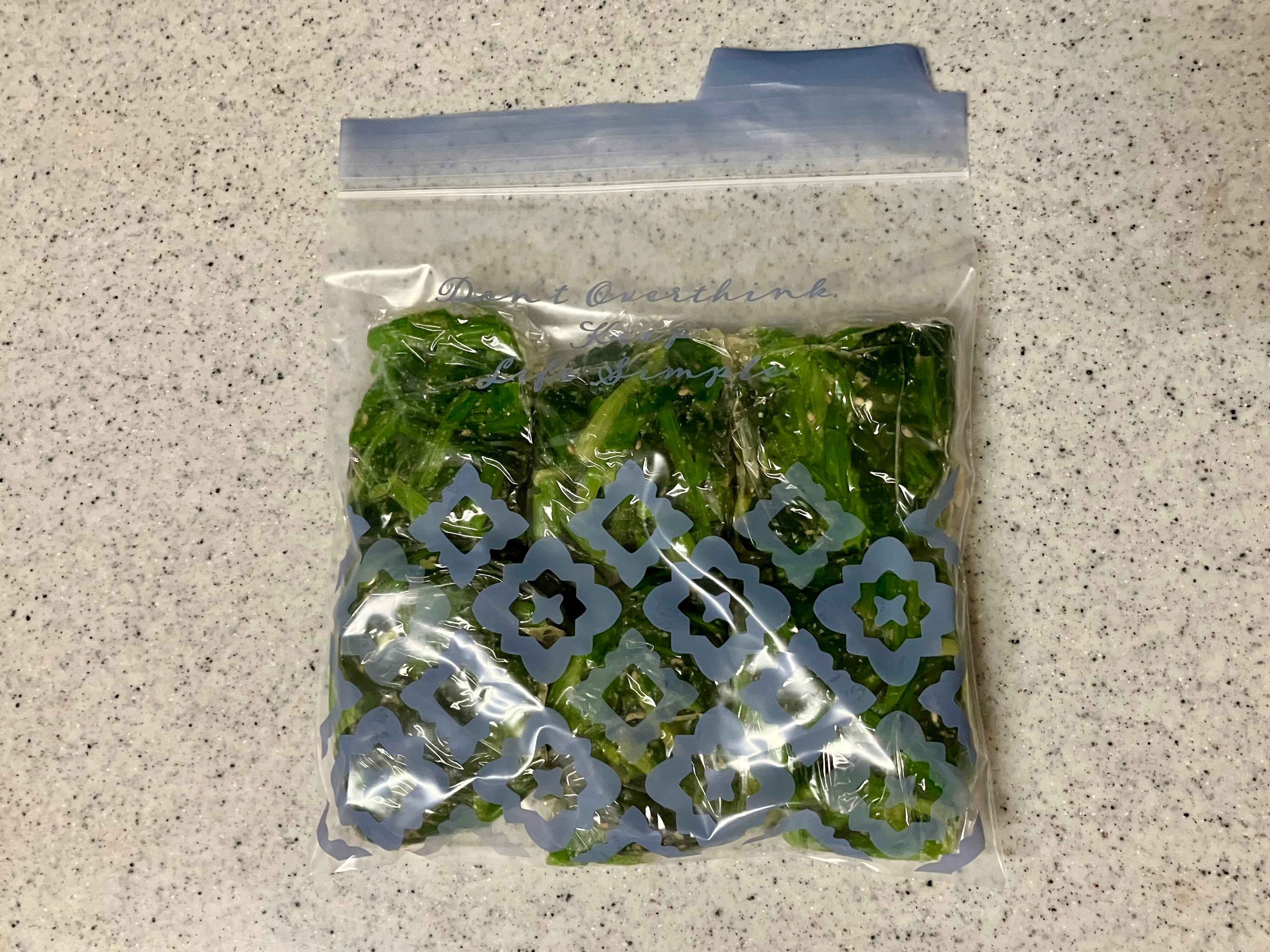 チャック付きポリ袋へ