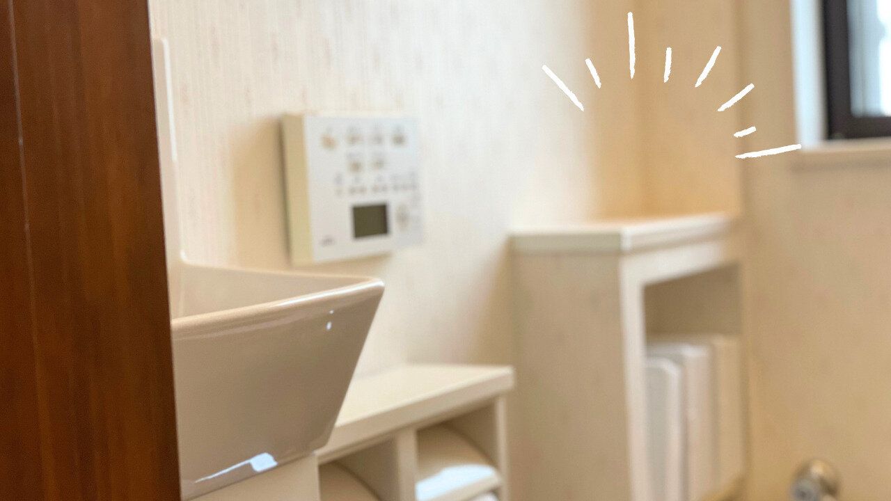 何も置かない飾り棚