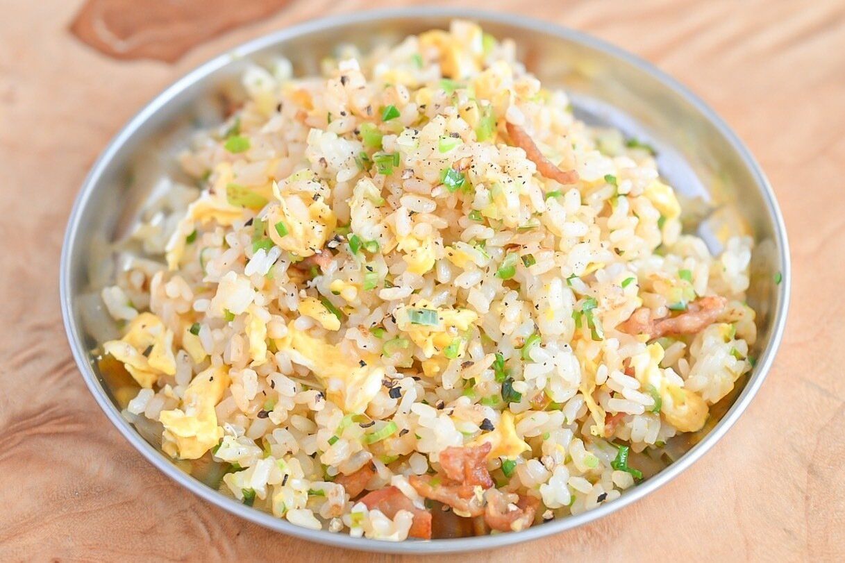 鶏皮チャーハン