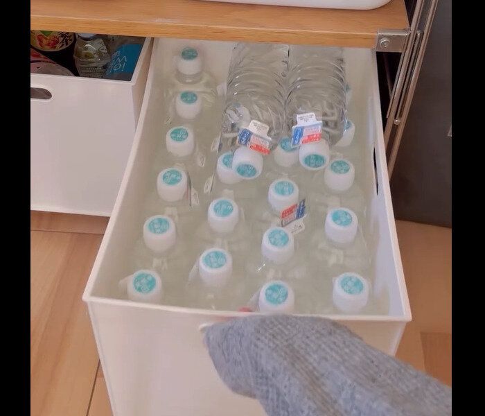 【ニトリ】ペットボトル収納にぴったり！Nインボックスレギュラー