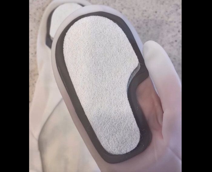 【ダイソー】スポンジ付で安い！ウォッシュグローブ