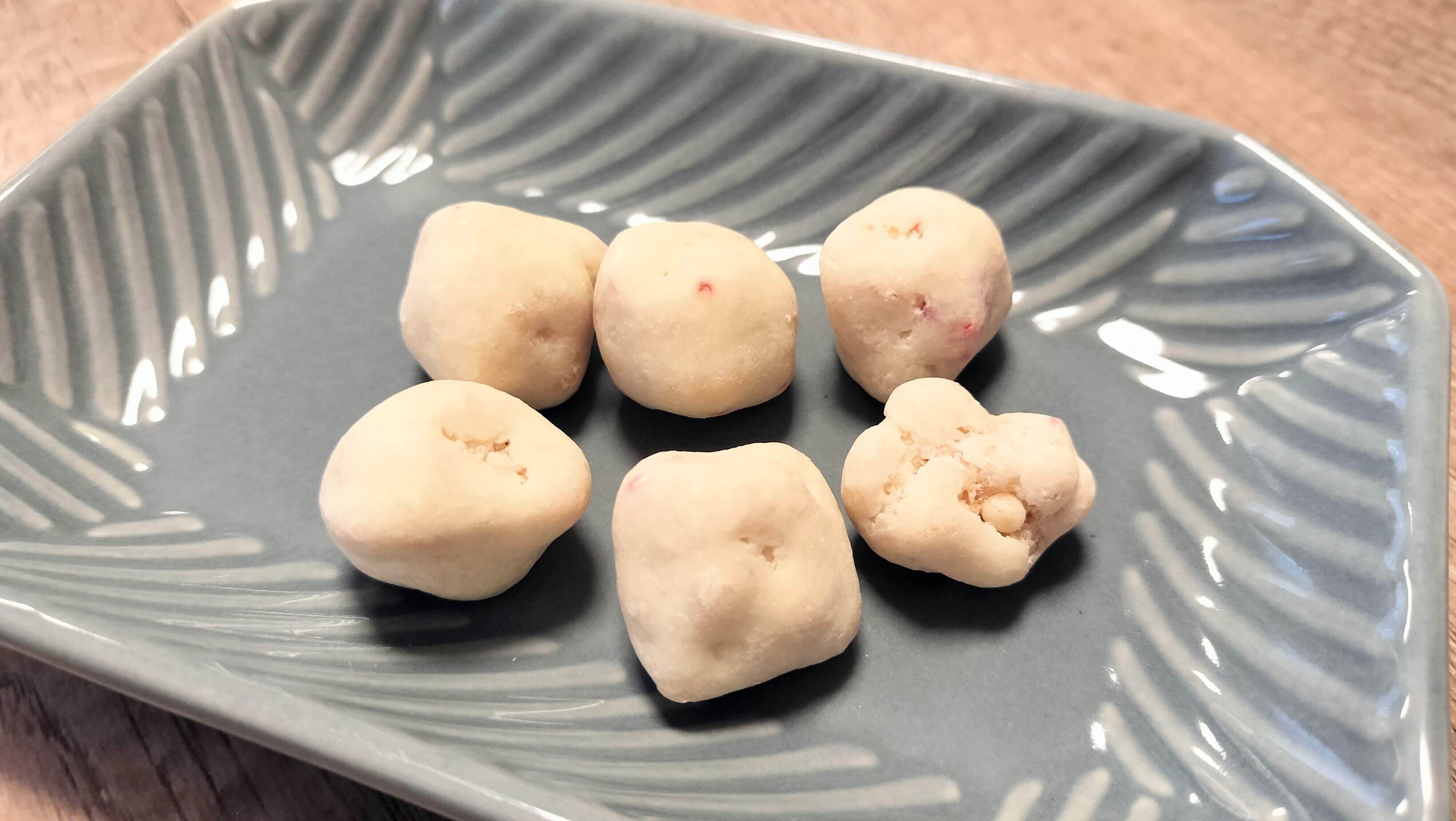 雷おこしホワイトチョコレート