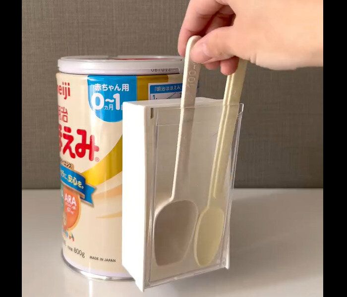 【セリア】缶にくっつく!マグネットスイングケーストール