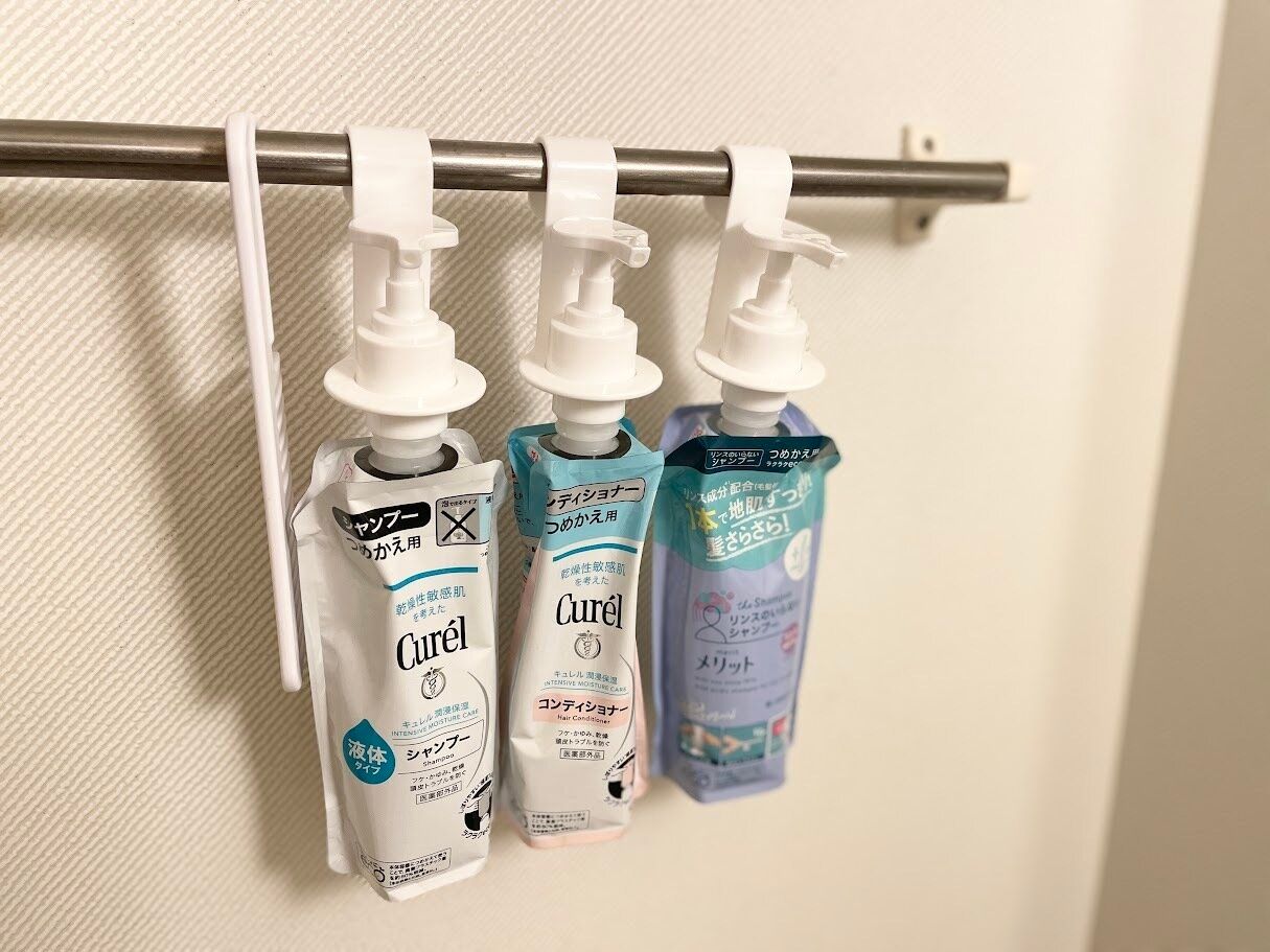 シャンプーなどを直置きしない