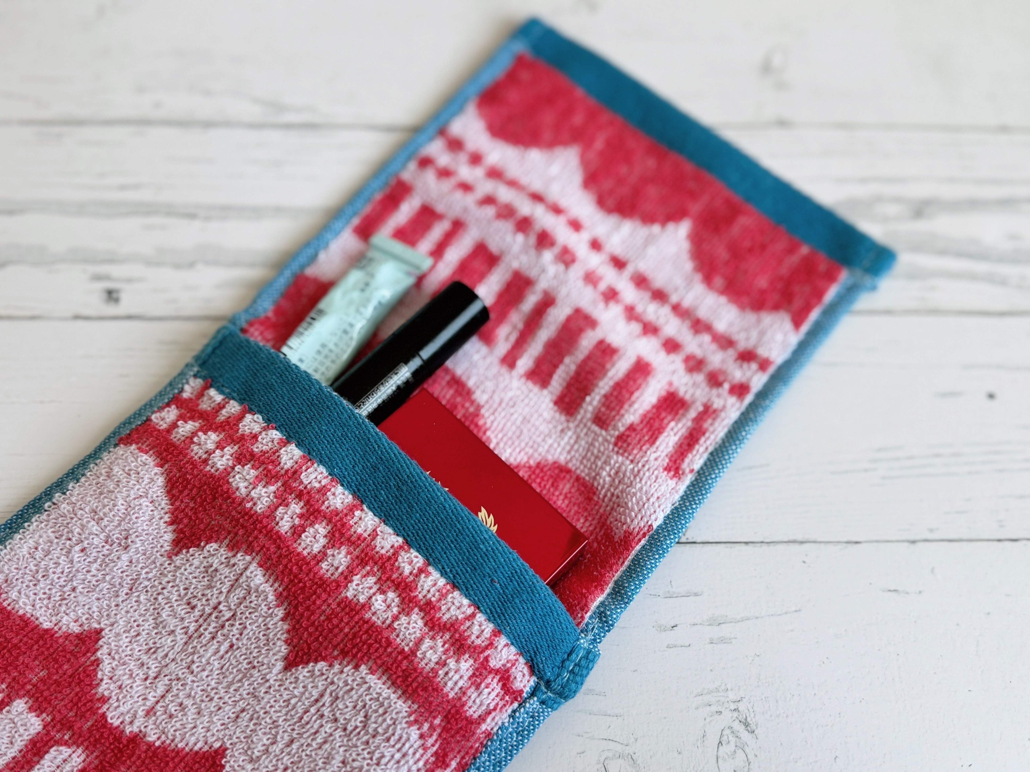 ごちゃつきがちな小物をまとめられて便利！