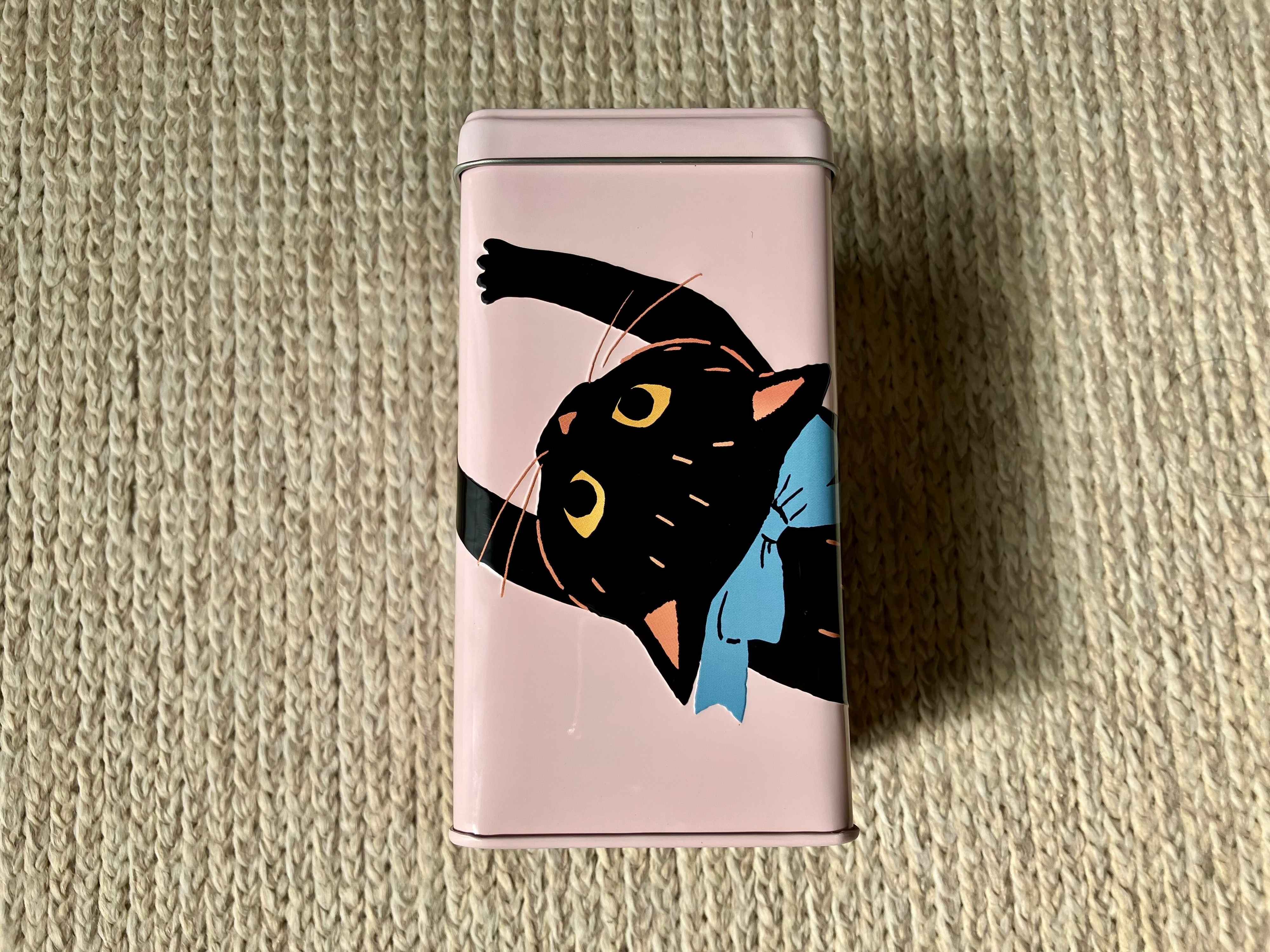 キャットクランチ缶