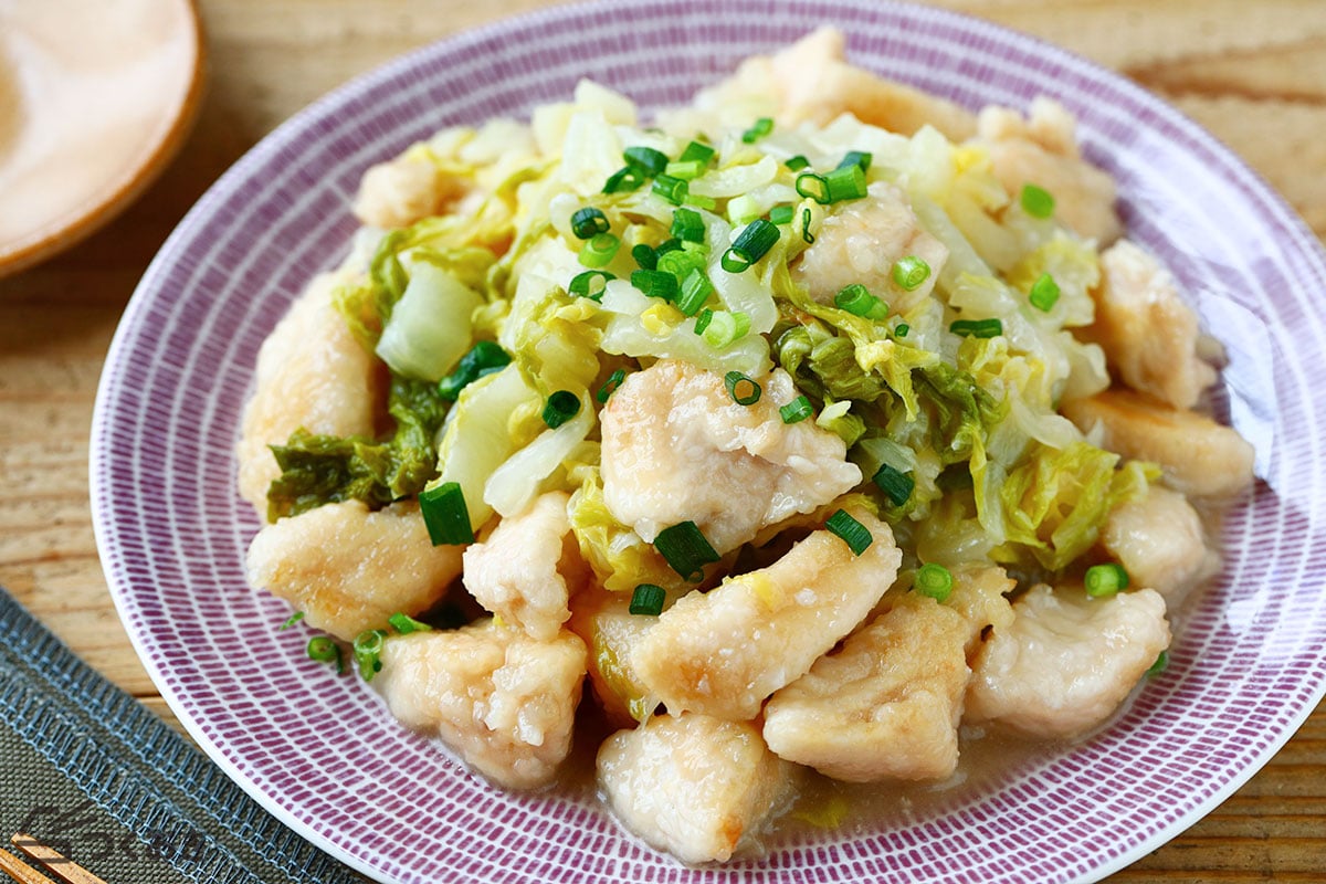 鶏むね肉と白菜の白だし煮