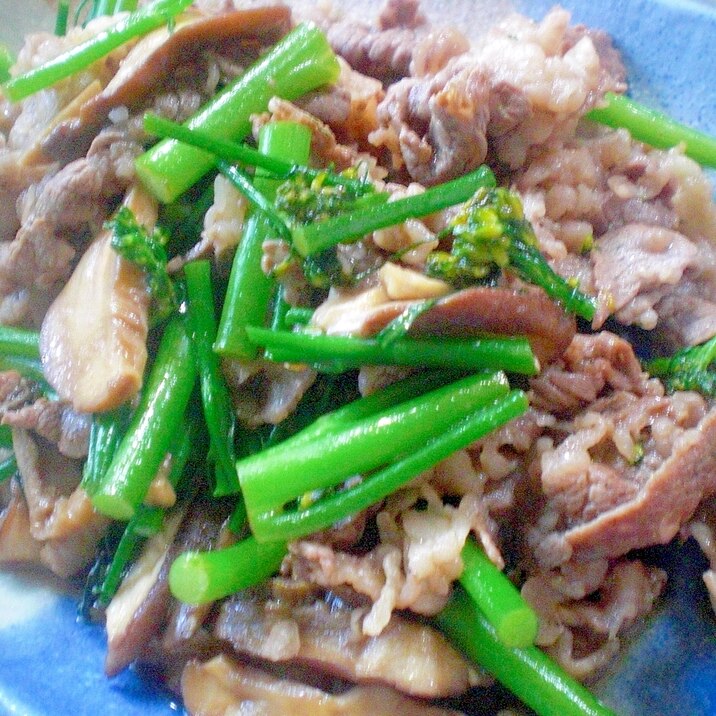 牛肉とスティックセニョール、椎茸の炒めもの