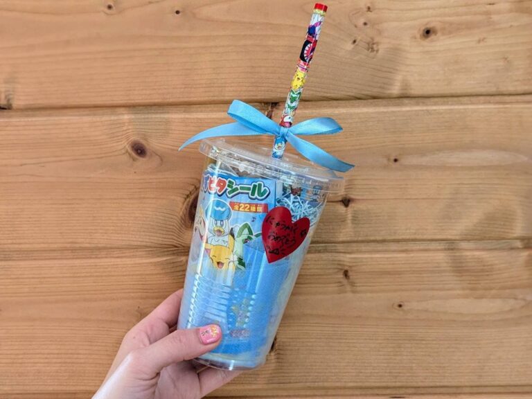 【ダイソー】飲めないドリンク！？“子どもが大喜び“プチギフトラッピング