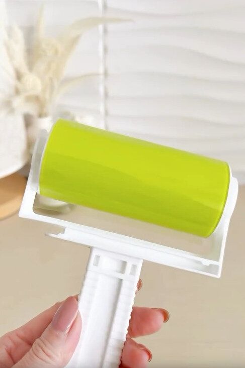 【ダイソー】進化形コロコロが便利すぎると話題