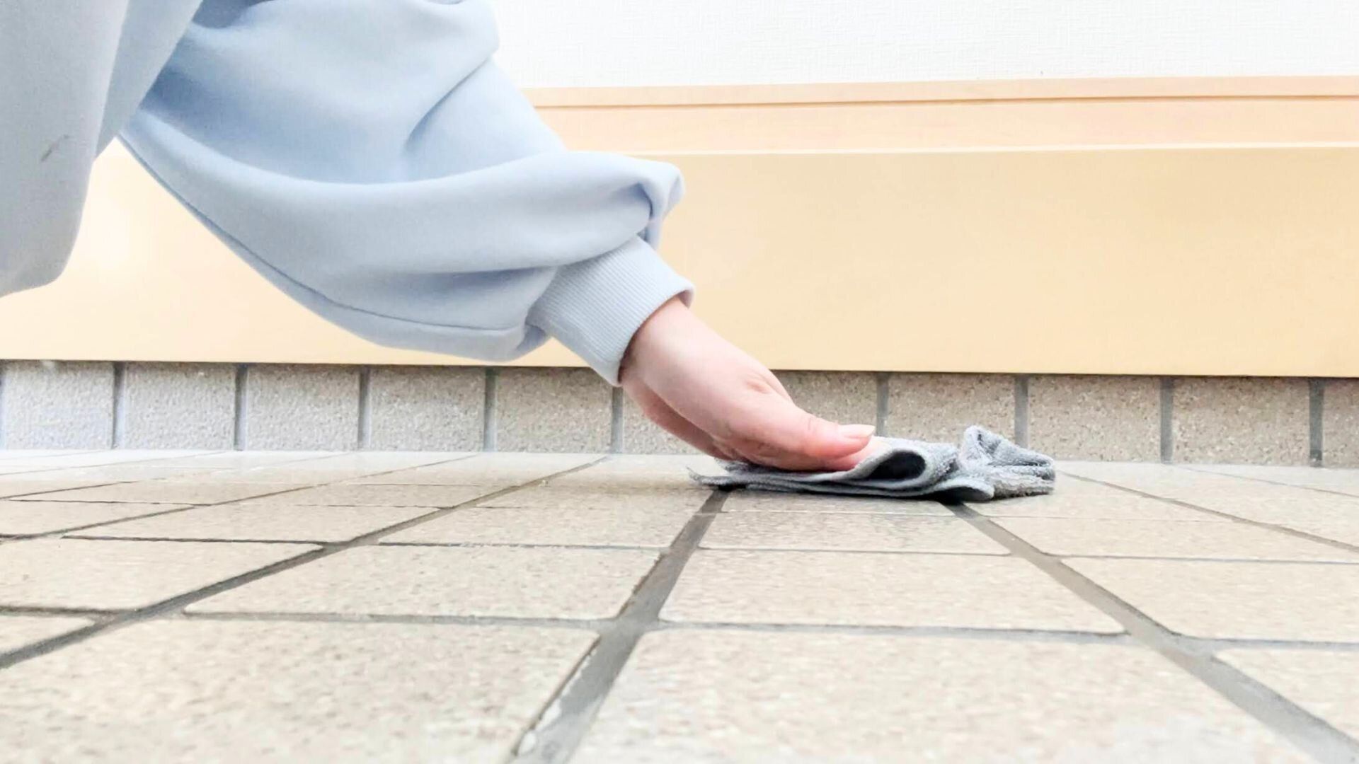 玄関掃除