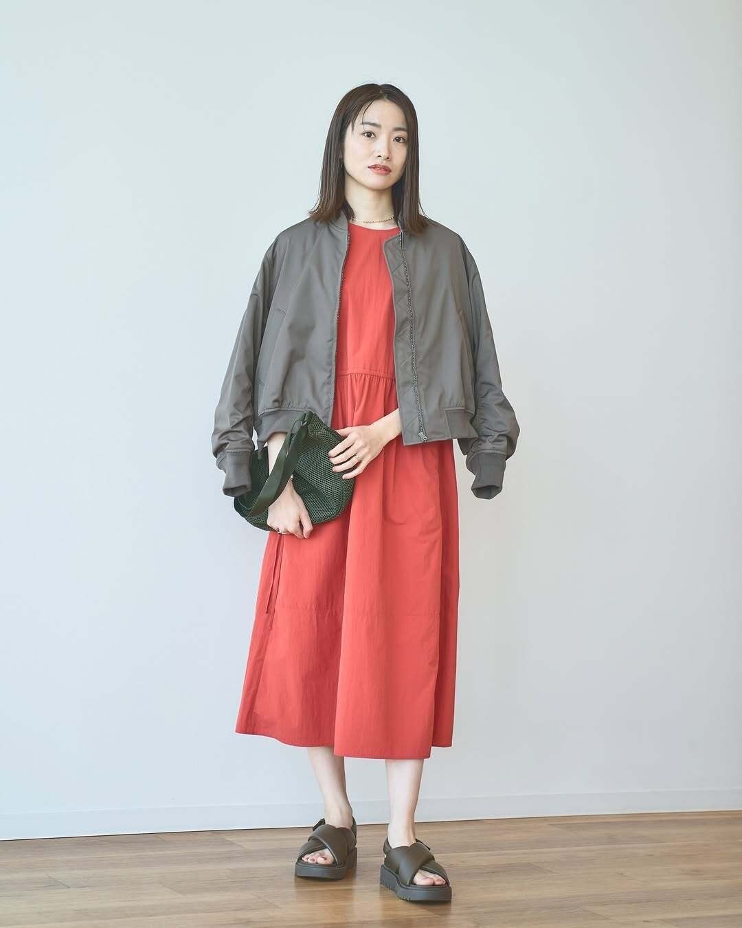 【ユニクロ】GWまとめ買いのチャンス!値下げ中に買うべき「新定番服」5選