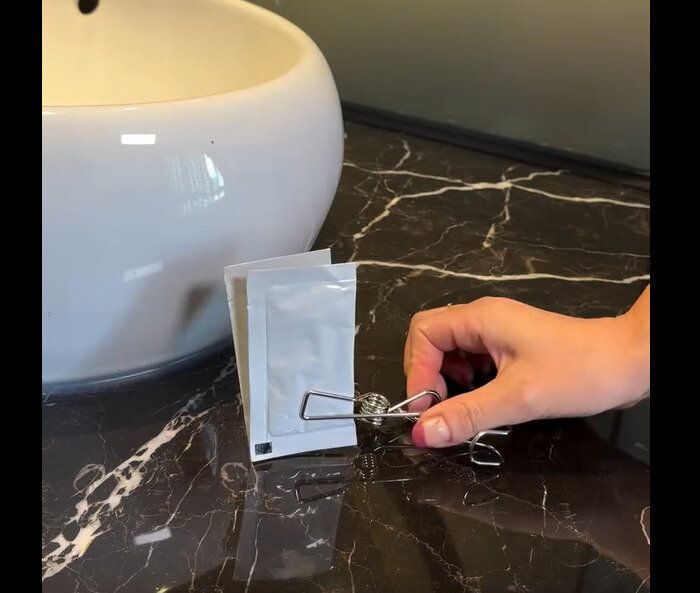 【無印良品】旅行に便利!ひっかけるワイヤークリップ