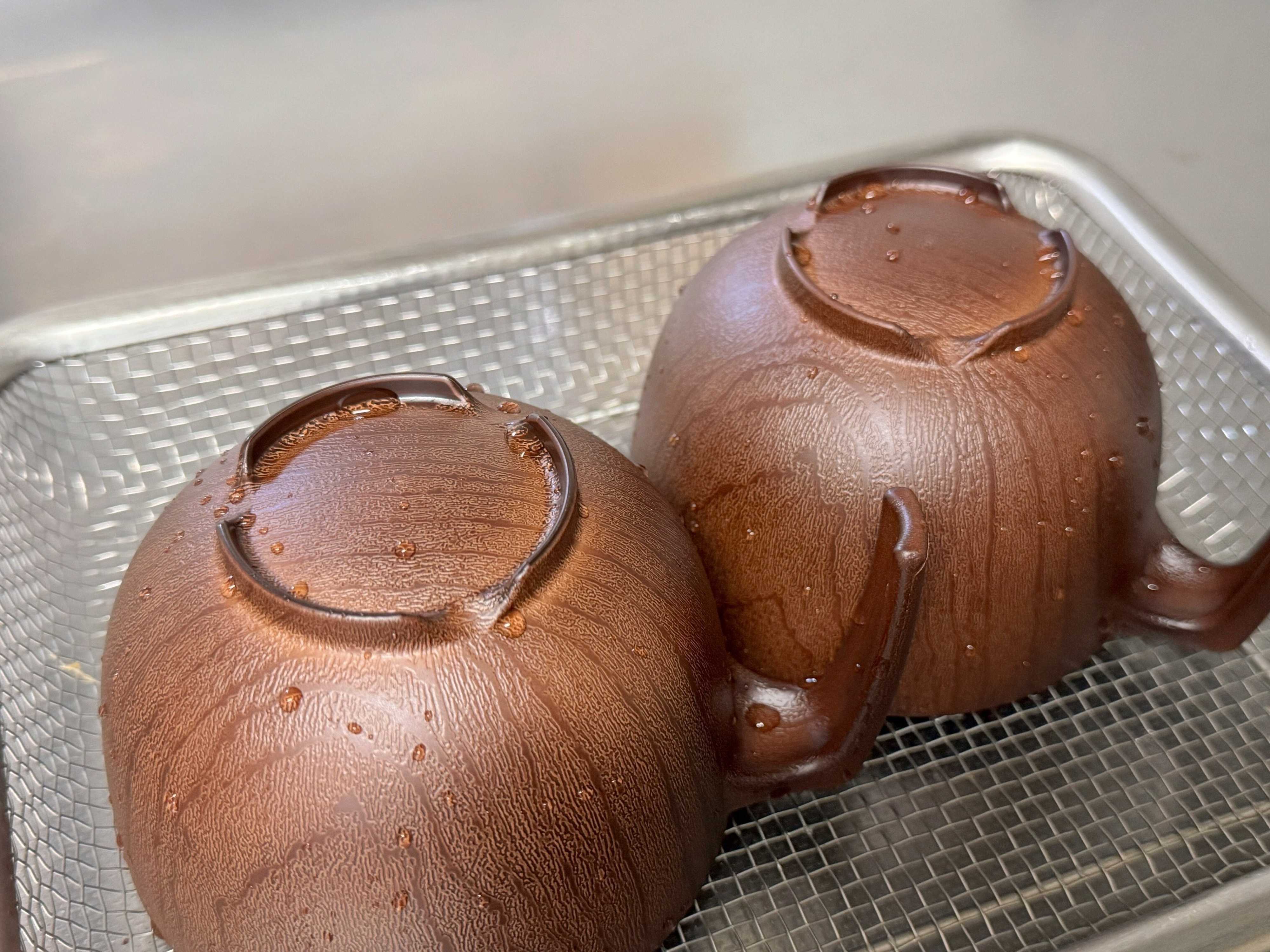 3．底面に水が溜まらないから