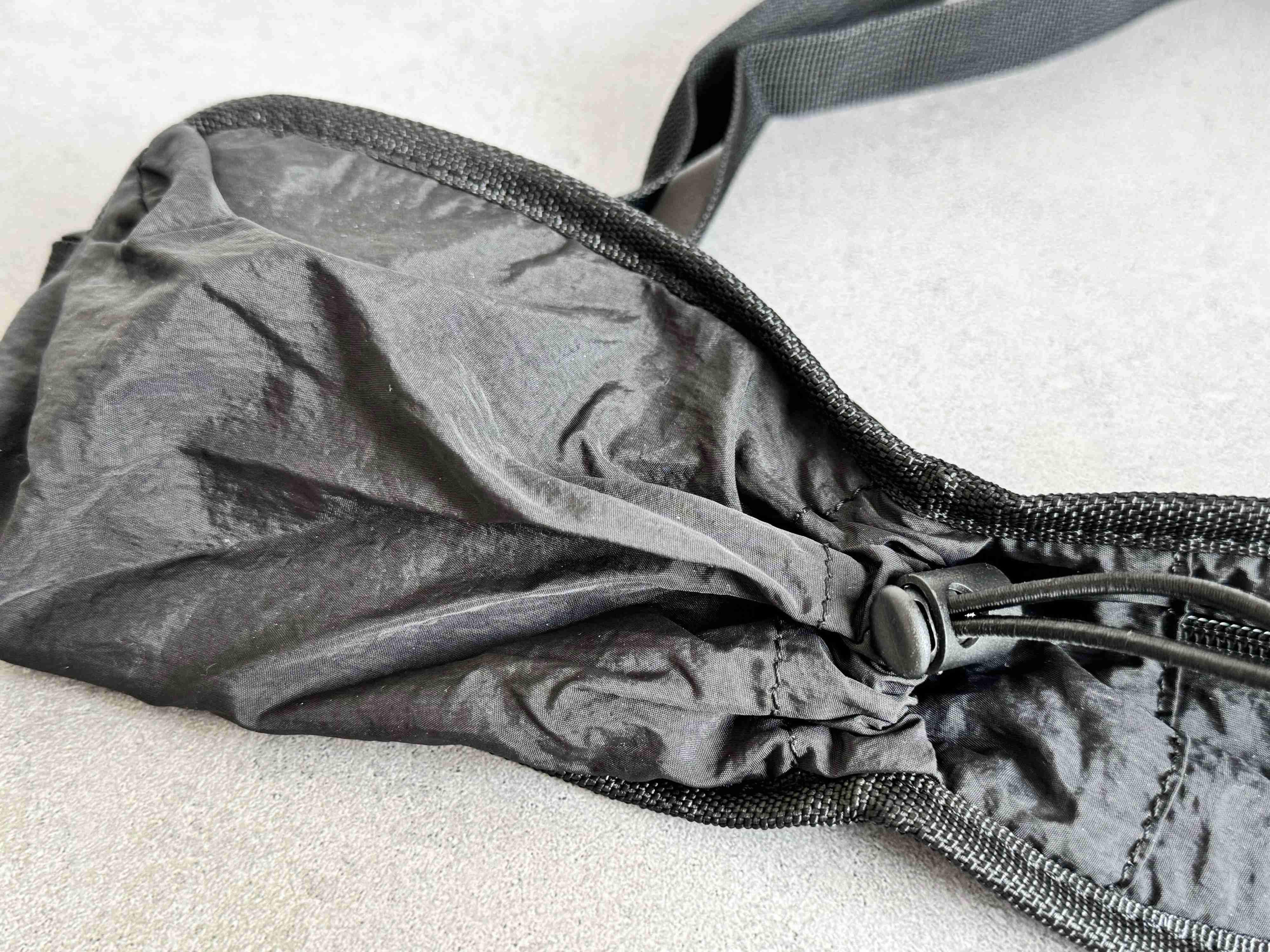 特長2．最小限の収納で身軽さアップ！