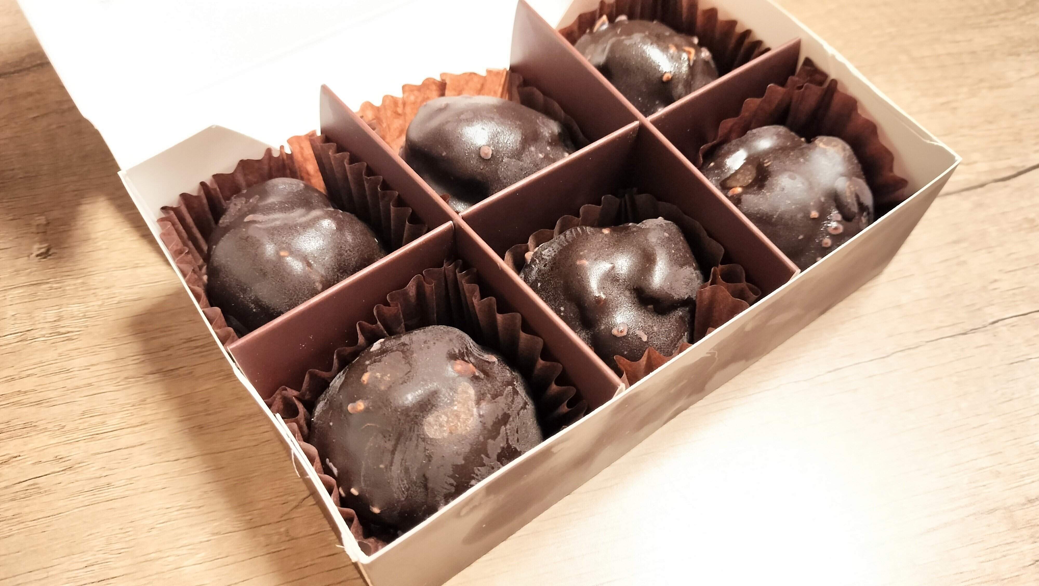 6個入りのエクレア