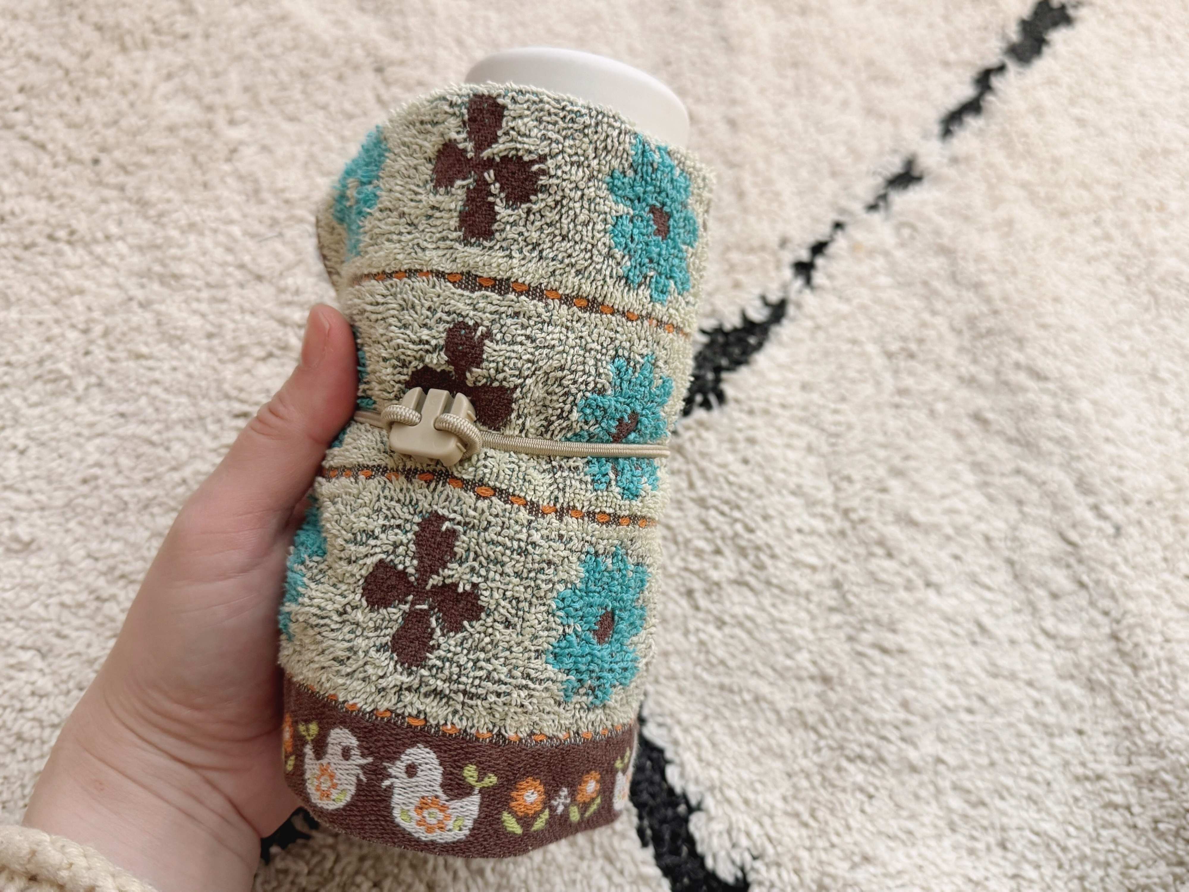 3.太めのゴムでしっかり留められるから