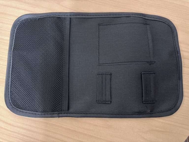 【セリア】車の収納場所が増える！小物もサッと取り出せるようになる超便利アイテム【100均】