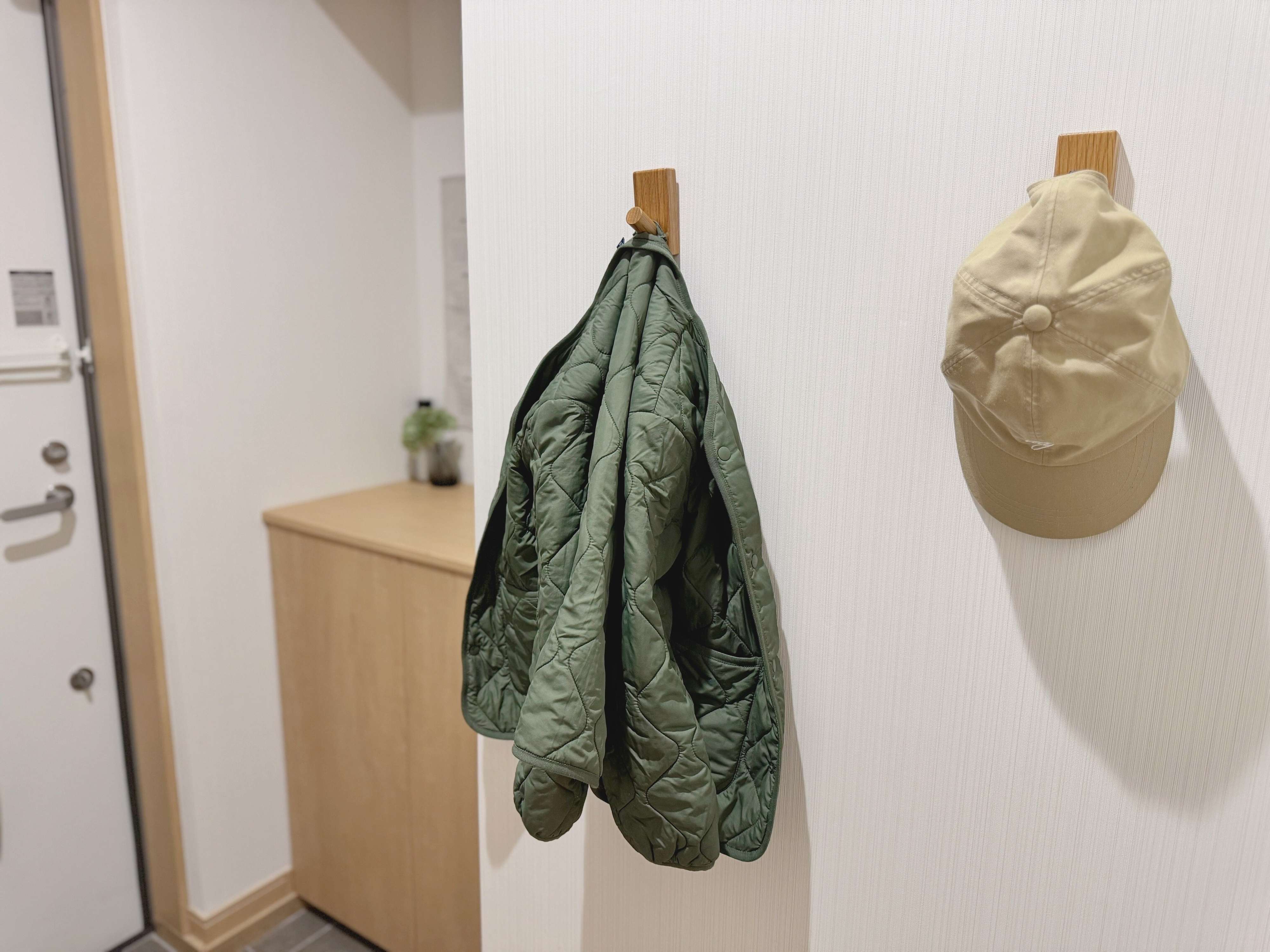 3．ハンガーラック