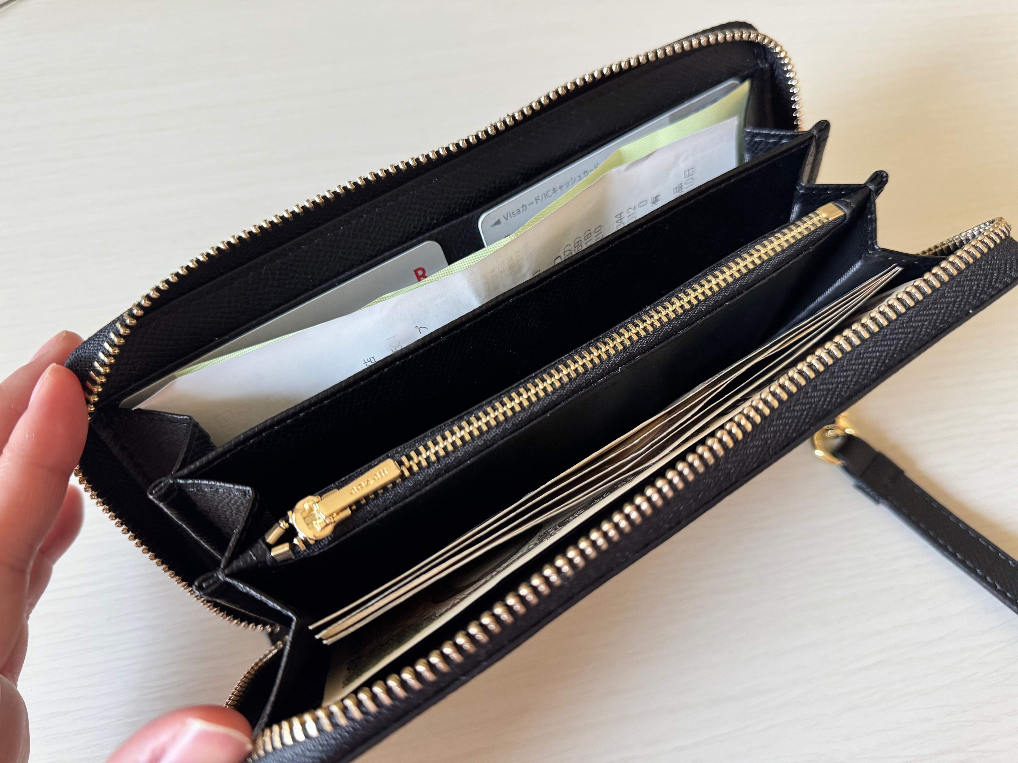 1.レシートやお札の出し入れがラクだから