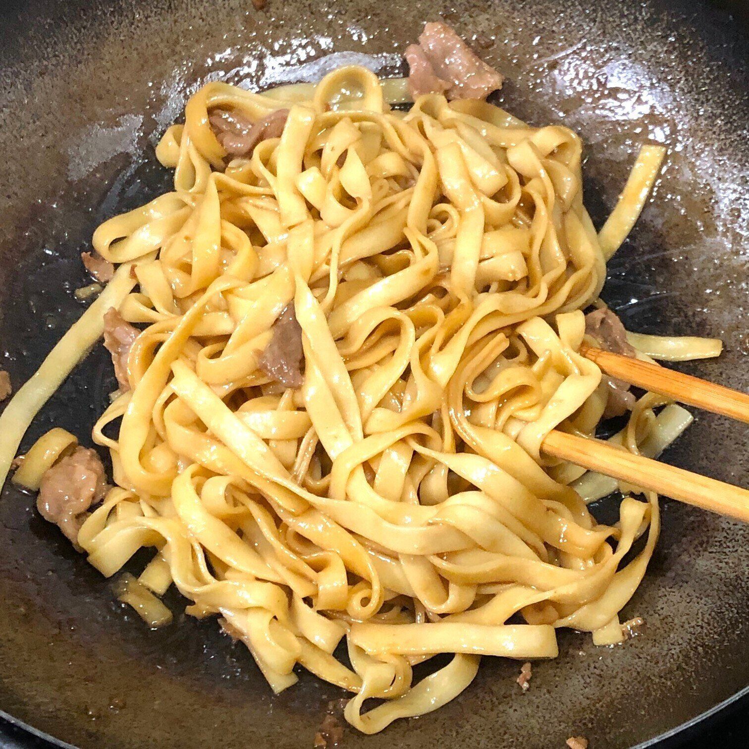 ジンギスカン後の焼きうどん