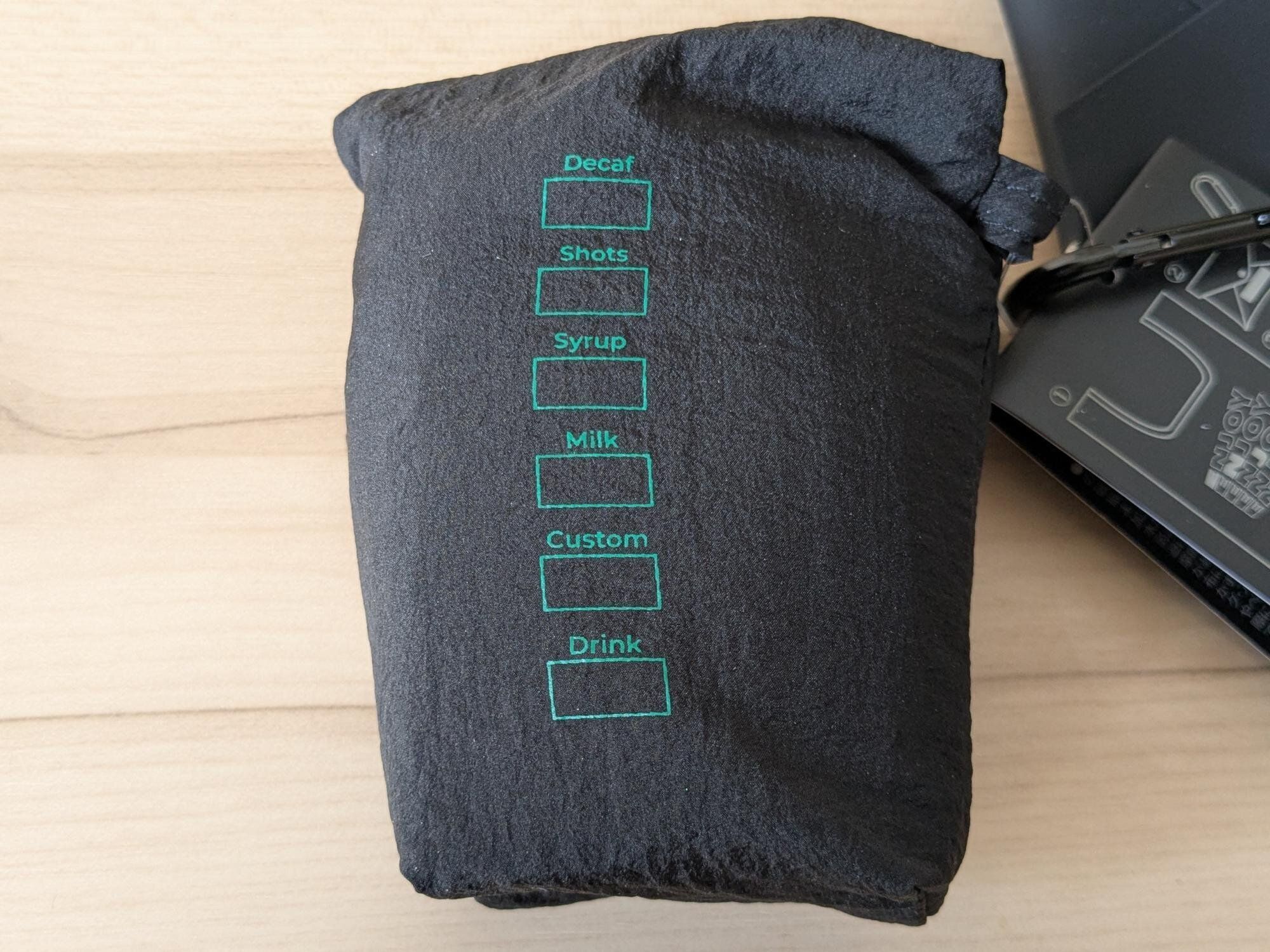 スターバックスコーヒー「2層式TOGO ECOバッグ&カードケースブラック」