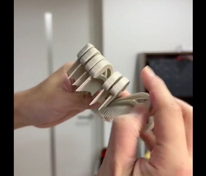 【3COINS】コスパ最高!フィットヘアブラシ