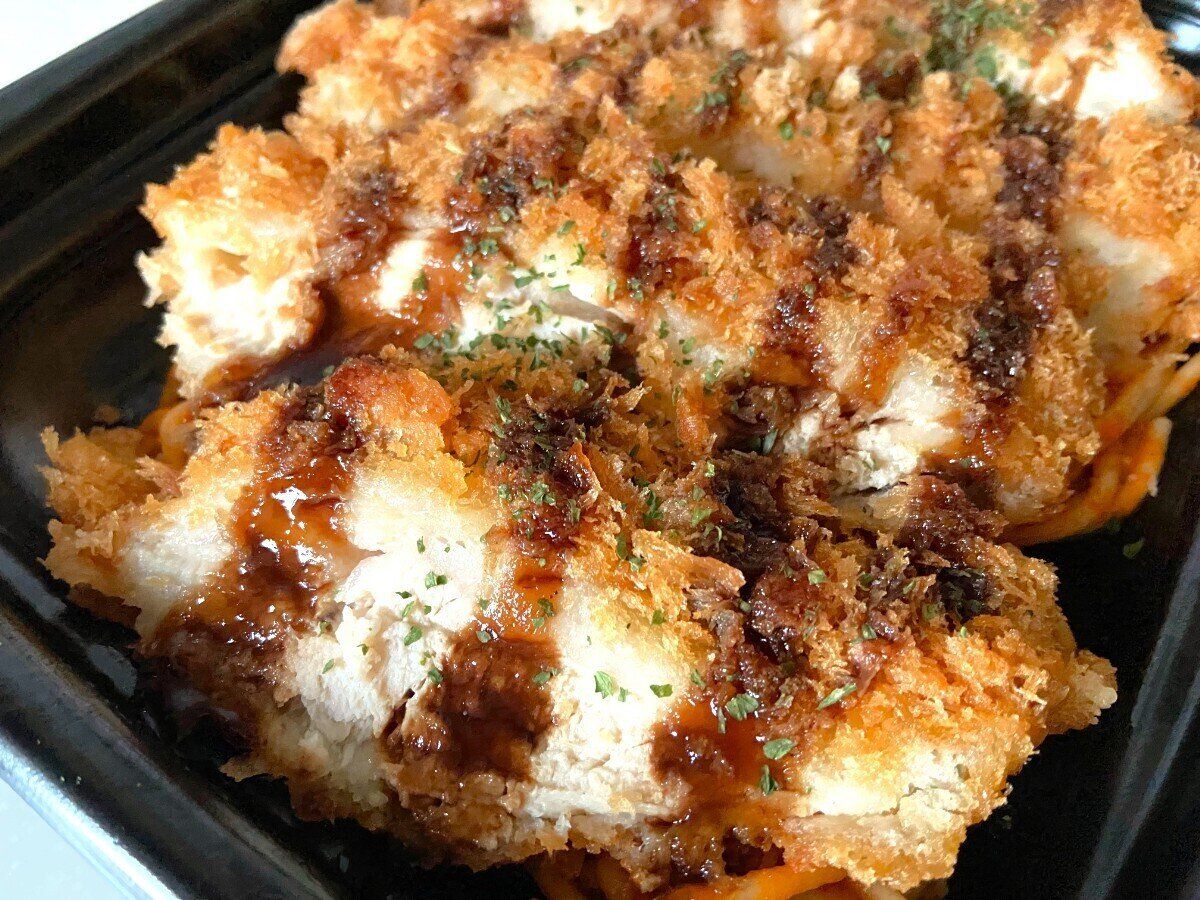 大きなチキンカツ